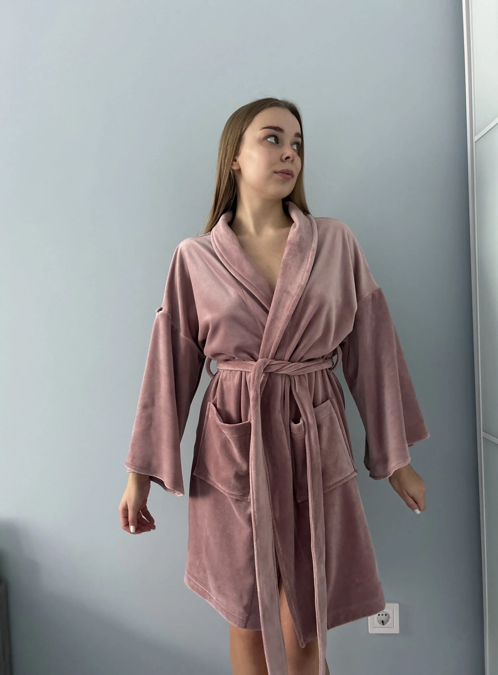 Жіночий плюшевий халат з велюру