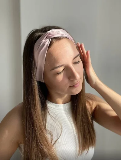 Пов'язка зі штучного шовку