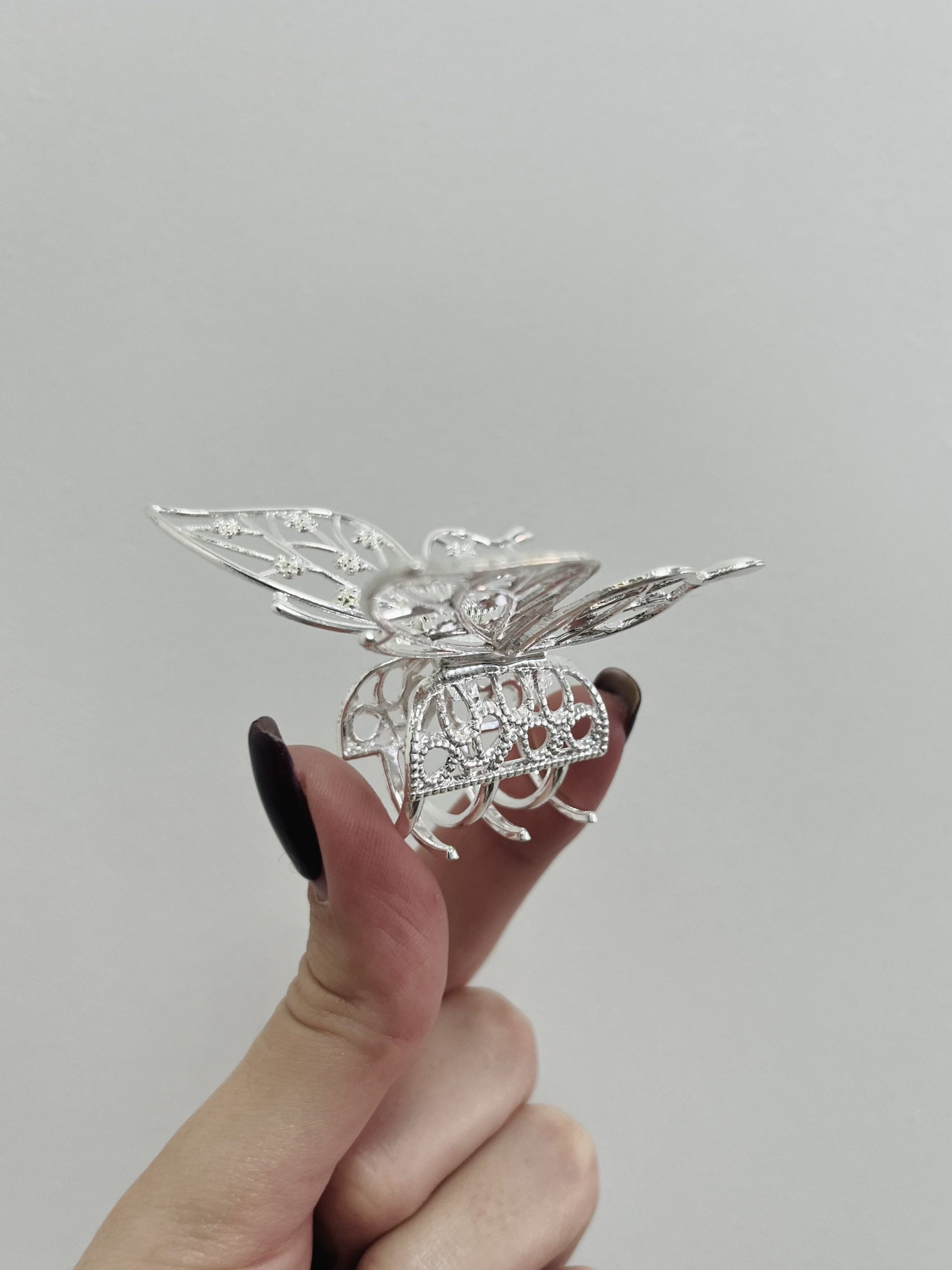 Металевий краб метелик