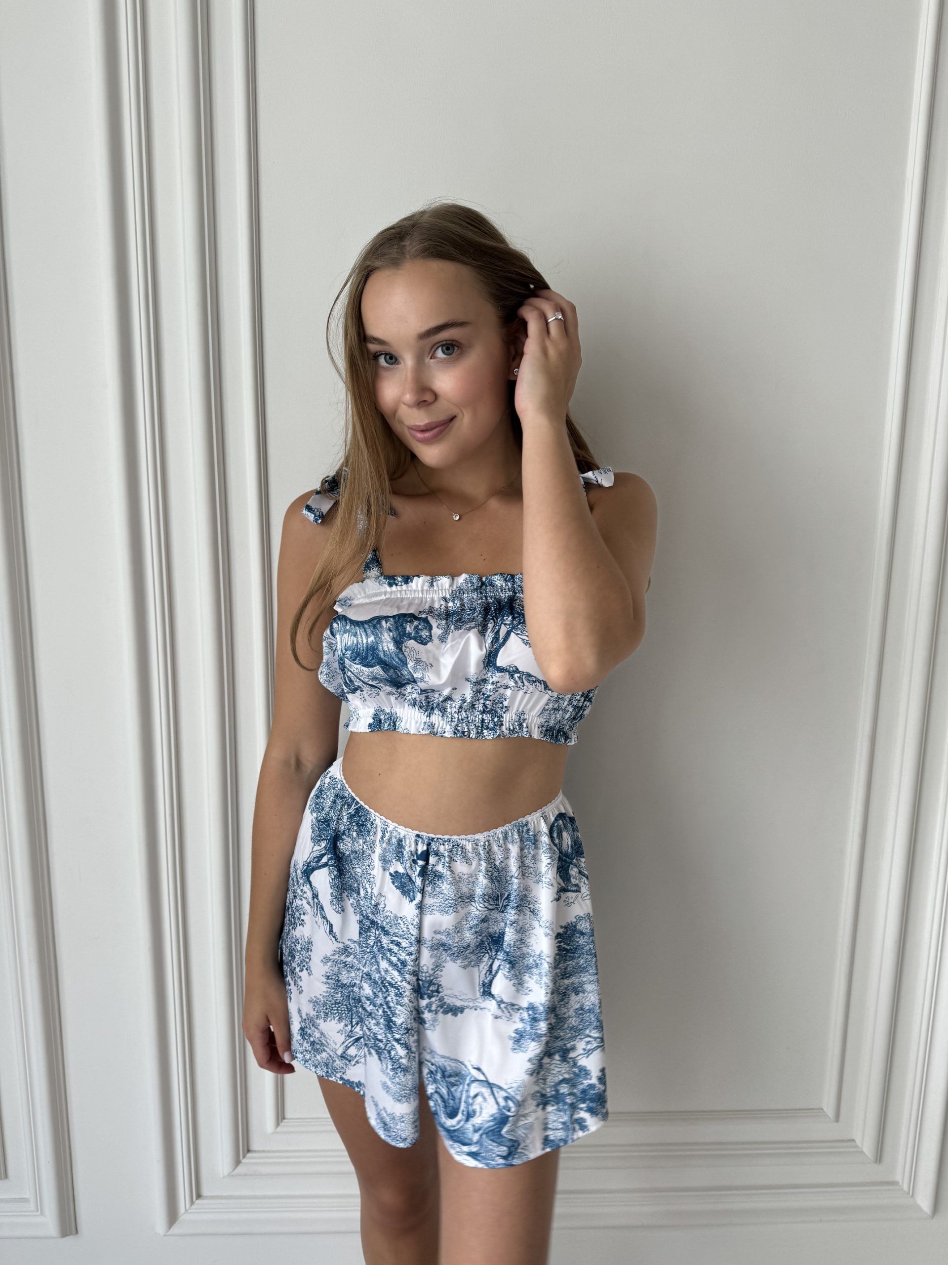 Жіноча піжама з сатину